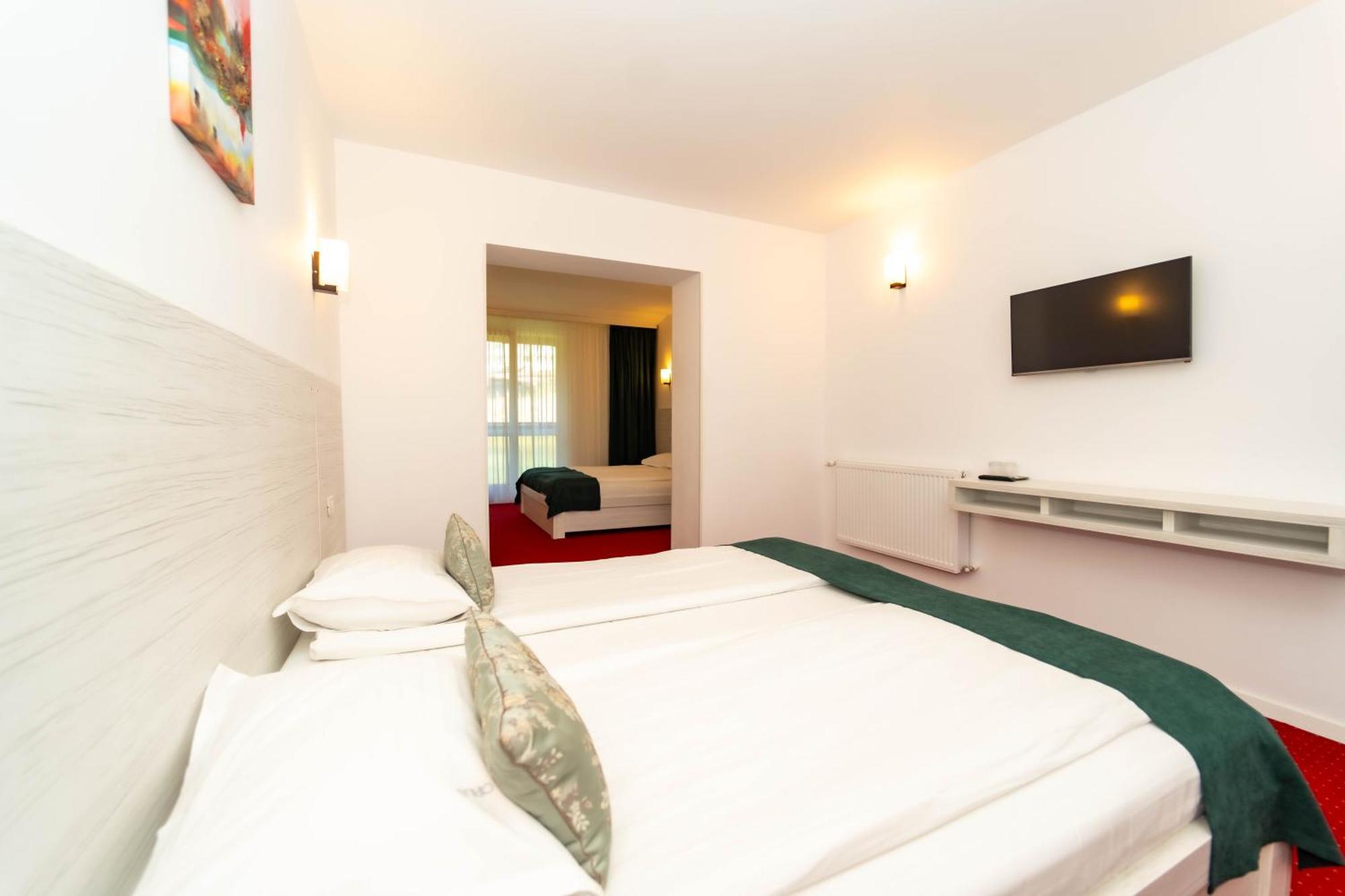 Hotel Cirus Predeál Kültér fotó