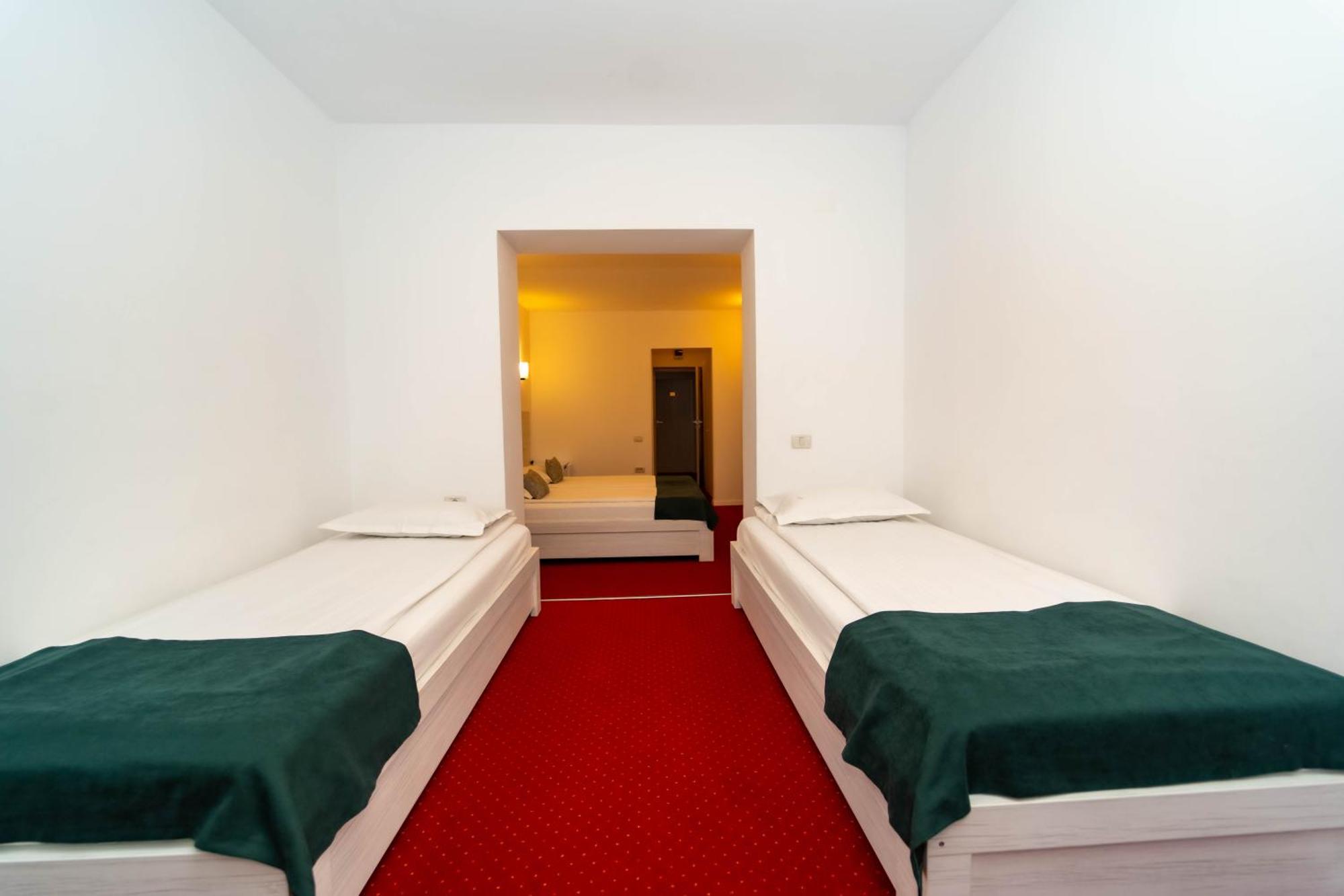 Hotel Cirus Predeál Kültér fotó